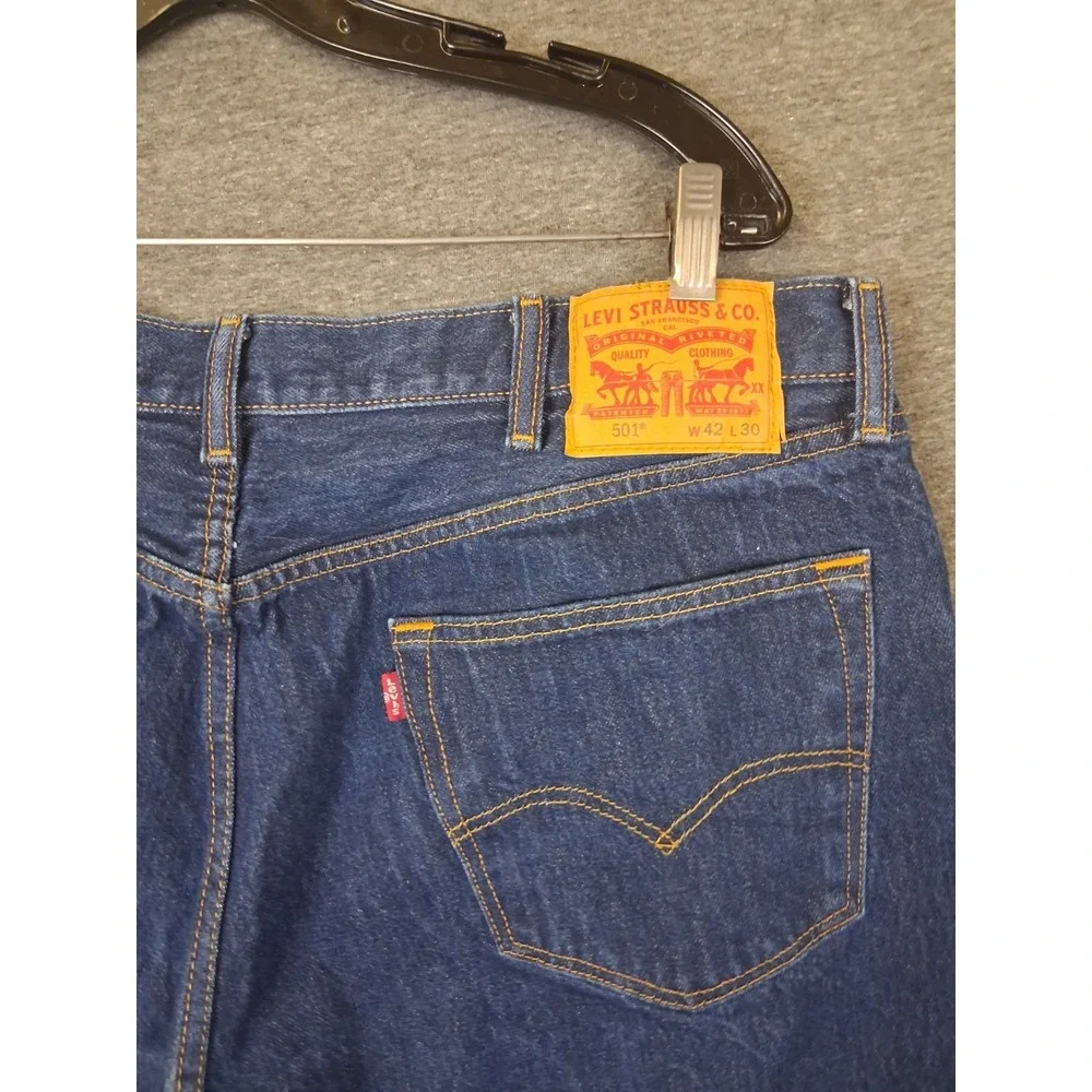 VTG Levis Jeans Mens 42x30 Dark Blue Denim 501 Y2K Button Fly Classic‎